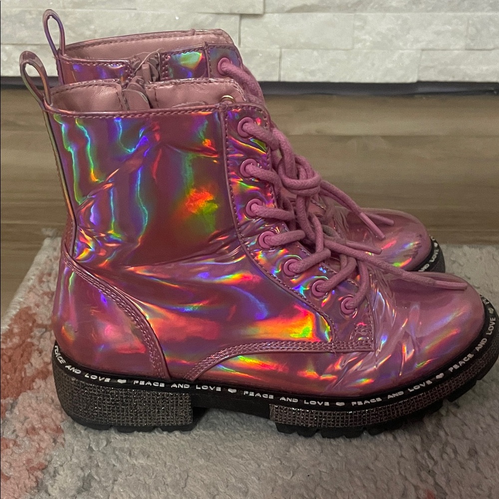 Steve Madden Iridescent Pink Girls Boots